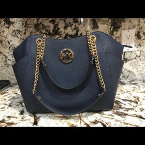 Michael Kors Jet Set Travel Chain Tote